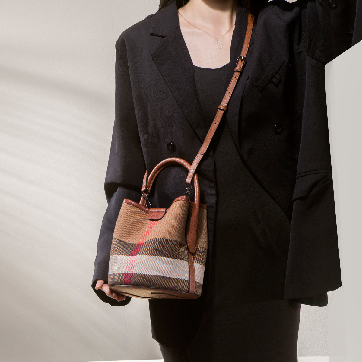 Bolso de Pañales Minimalista d - Leather Work Womens Backpack reseña y precio