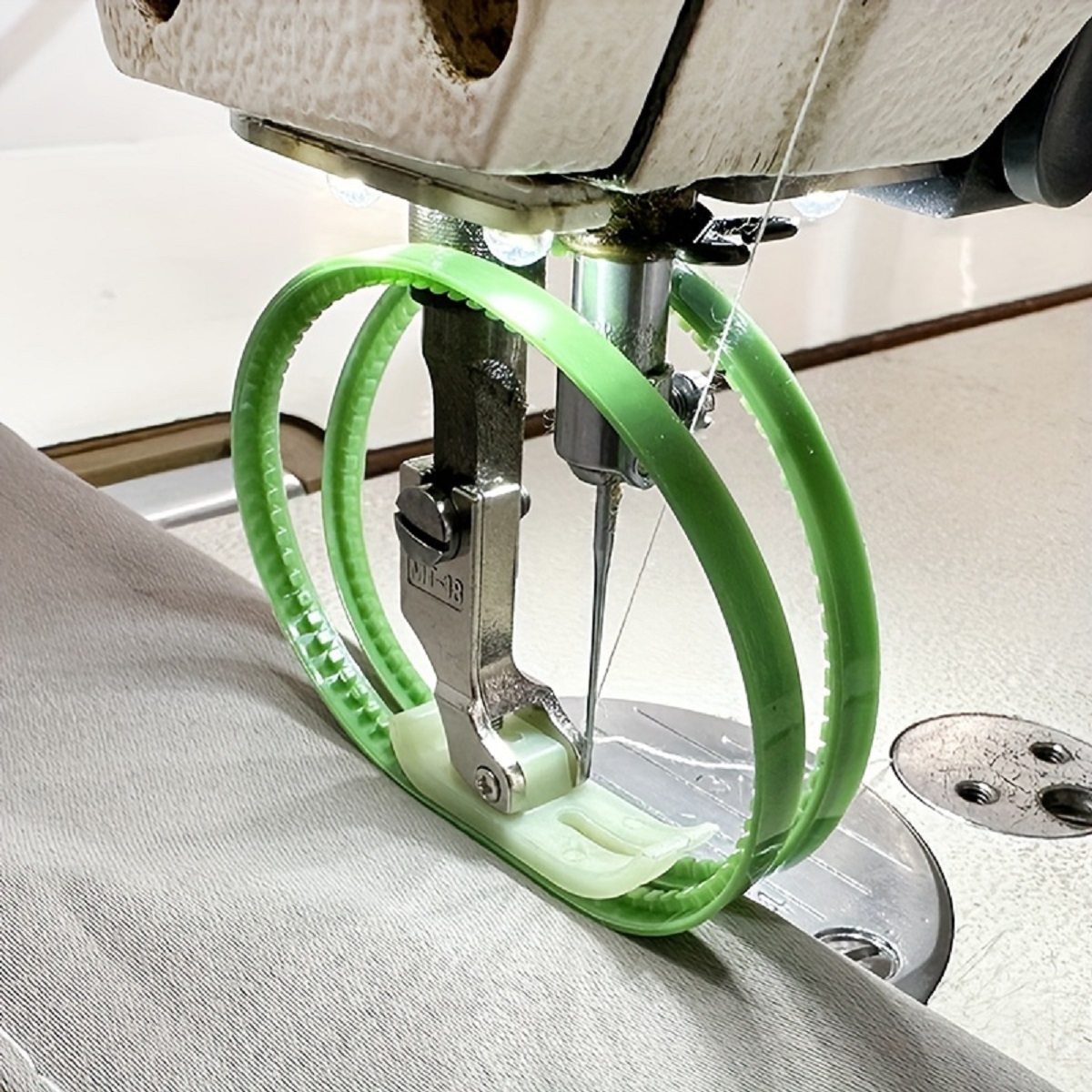 Prensatelas de tanque de doble - Leatherwork Roller reseña y precio